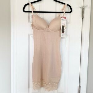 Spanx Red Hot Soft Nude Lace Full Slip New With Tags Women’s Small
